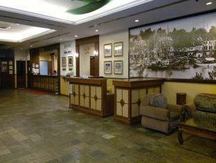 Regal Court Hotel Kuching Exterior photo